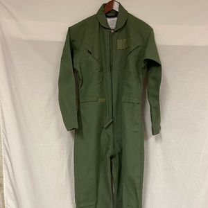 US Military CWU-27/P USAF Flight Suit Coveralls Sage Green Size 40R